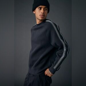 NWT UGG Tasman Crew Neck Sweatshirt Tar